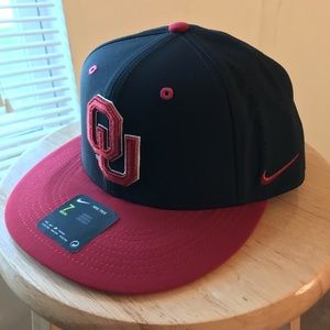 NEW Nike Oklahoma University OU Unisex fitted